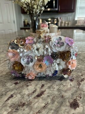 Embellished Floral Evening Clutch / Shoulder Bag (hard sided)